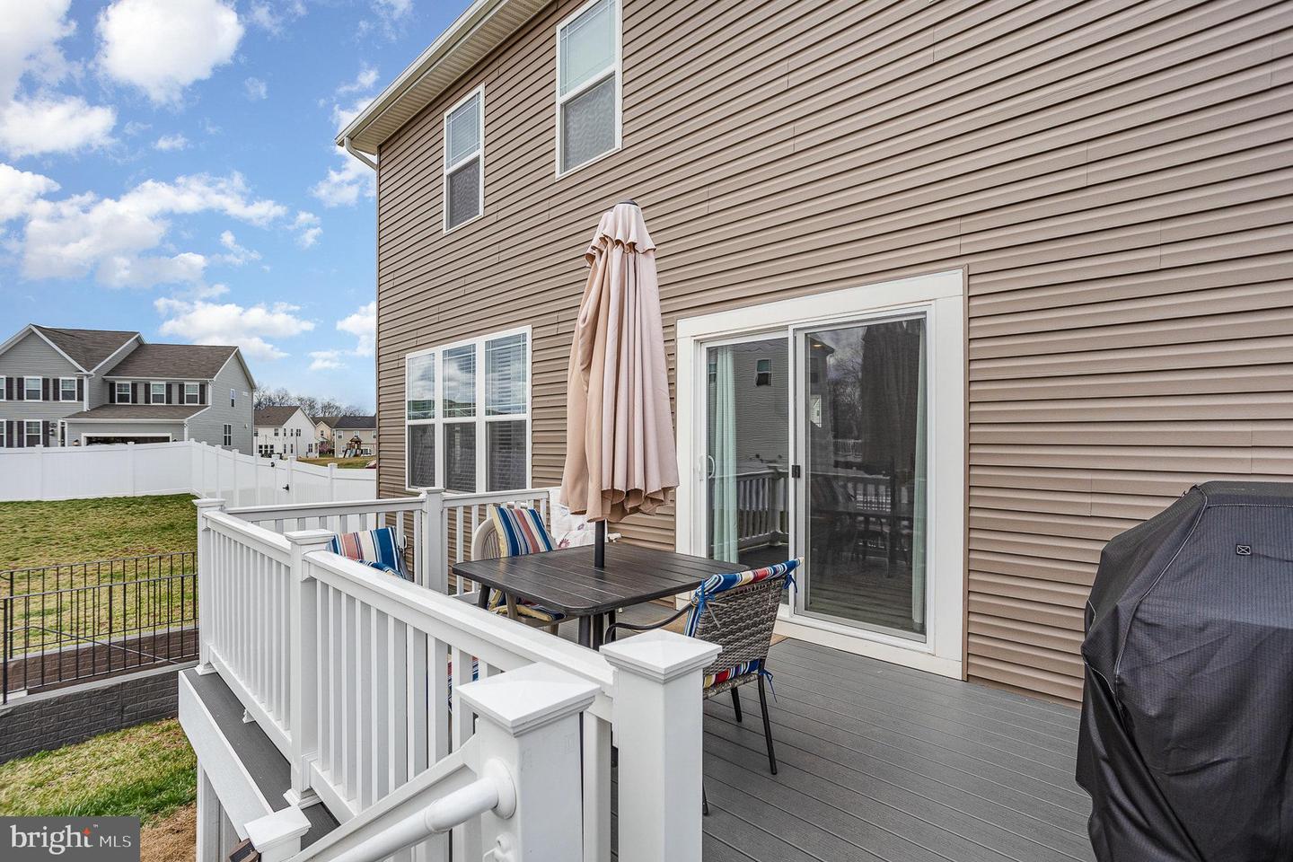 10 Beech Ridge Ln