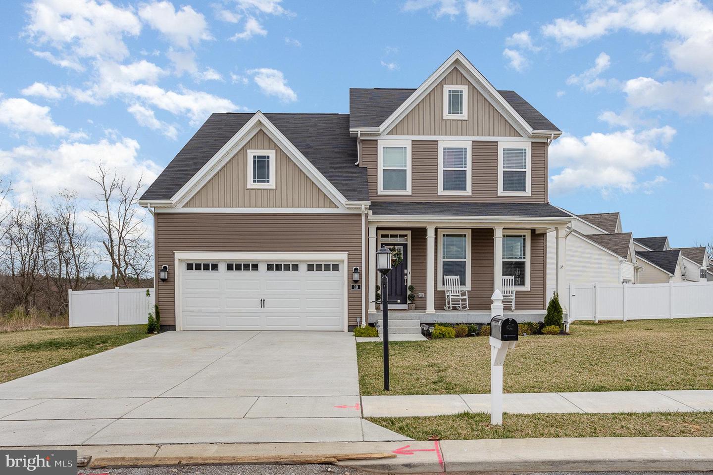 10 Beech Ridge Ln