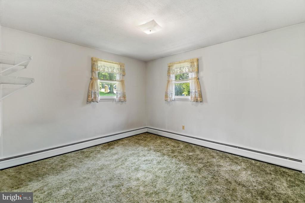 222 OAK KNOLL ROAD