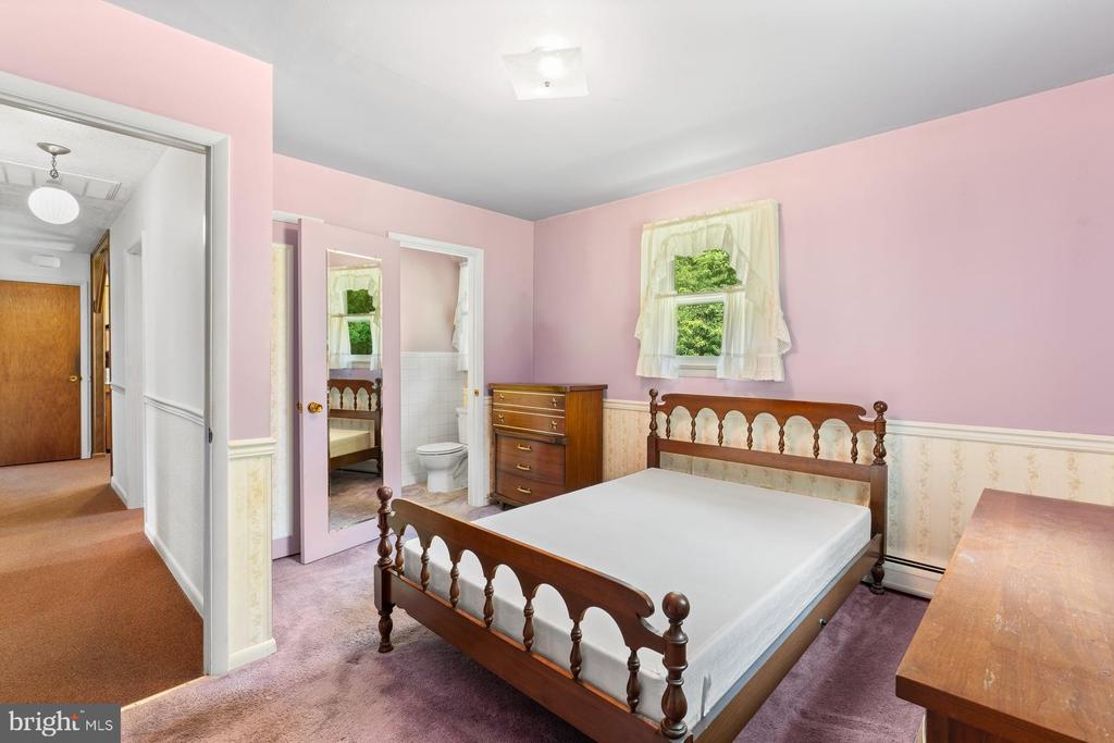 222 OAK KNOLL ROAD
