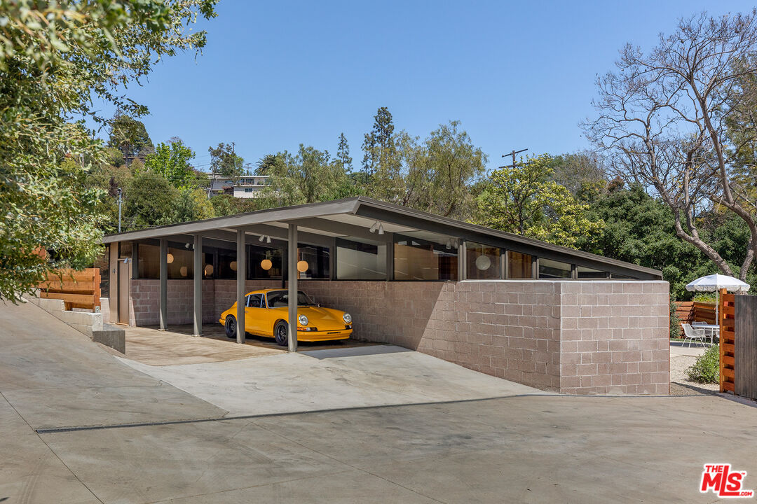 12444 Rochedale Ln