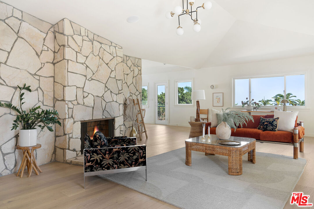 1640 Carriage House Rd