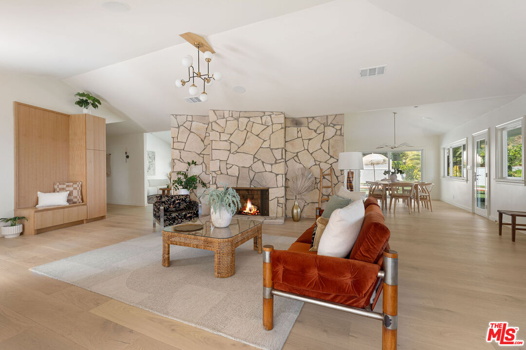 1640 Carriage House Rd