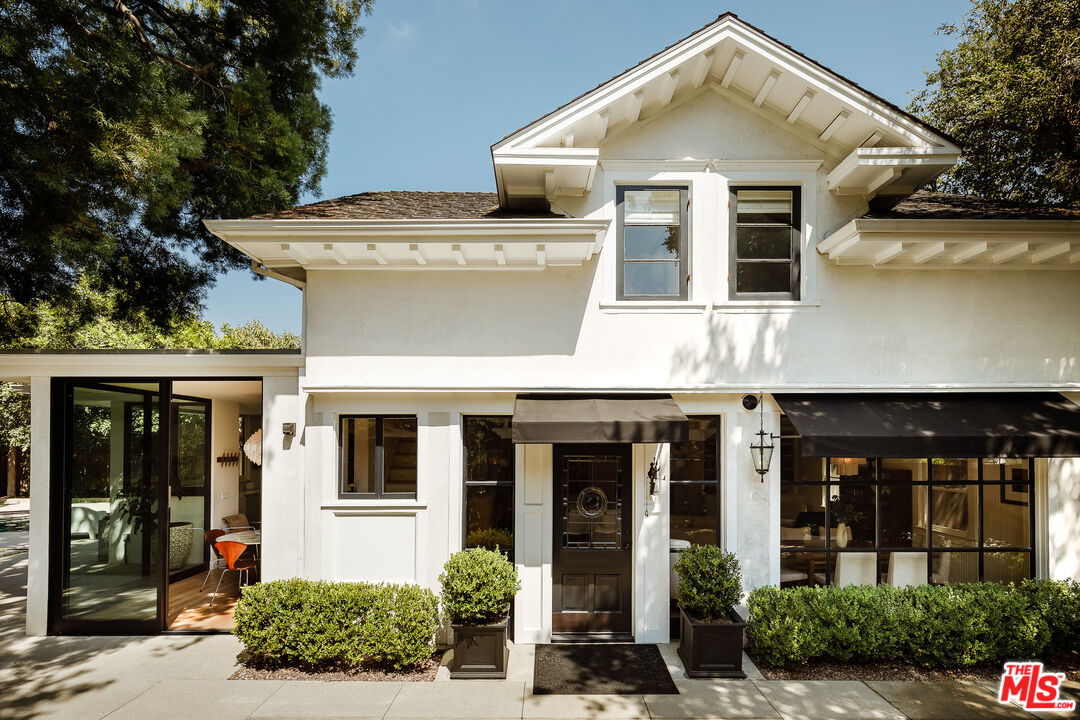 1510 Chelten Way
