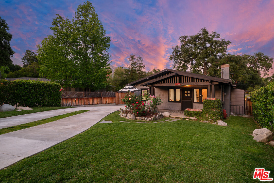 1738 Bellford Ave