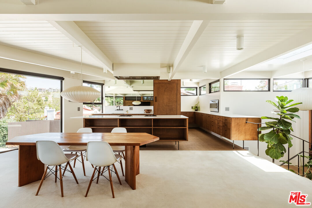 26591 Via California