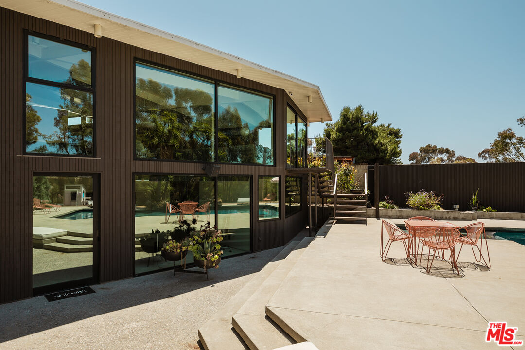 26591 Via California