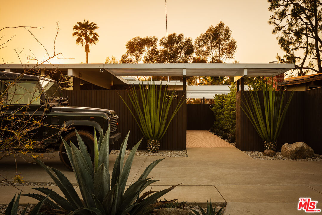26591 Via California