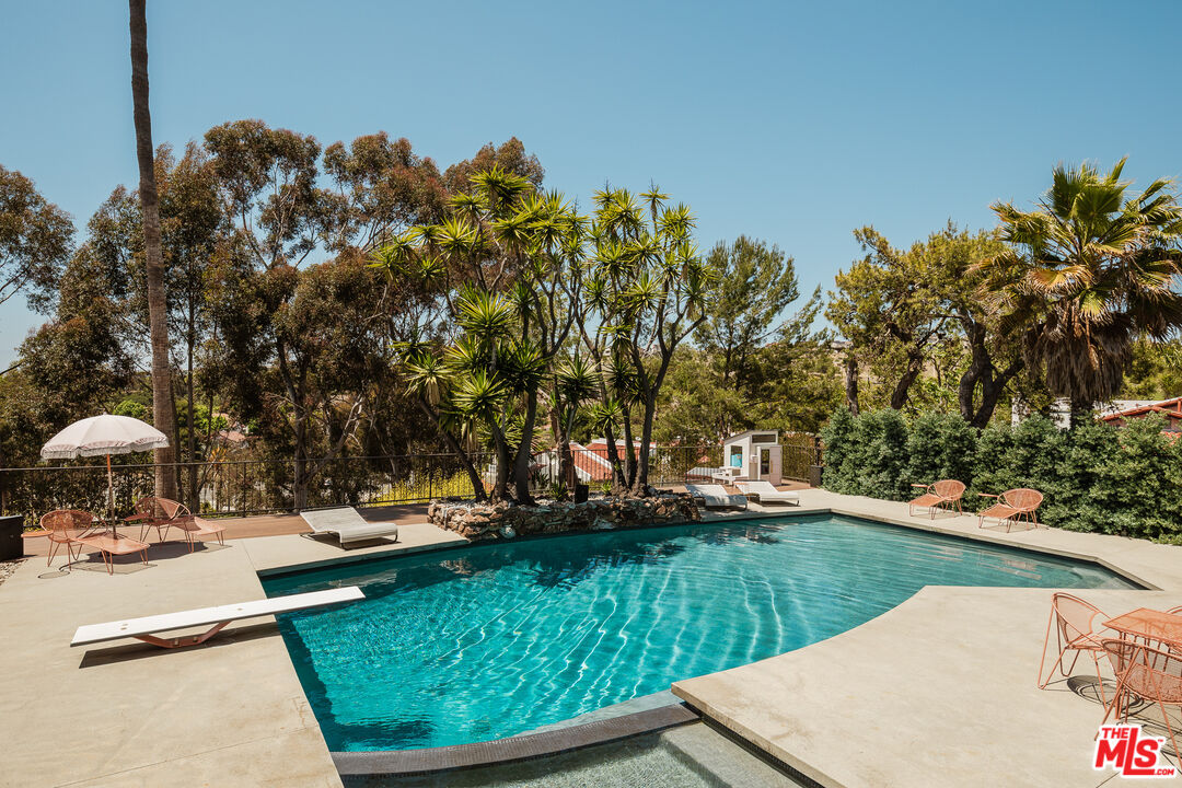 26591 Via California