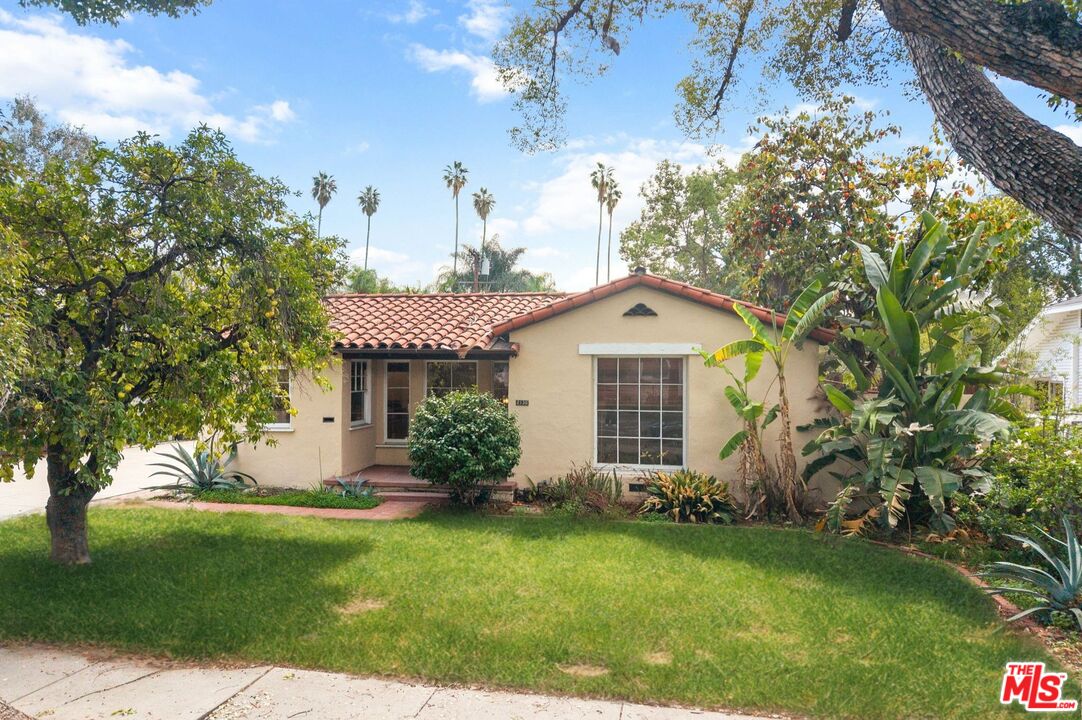 2130 Addison Way