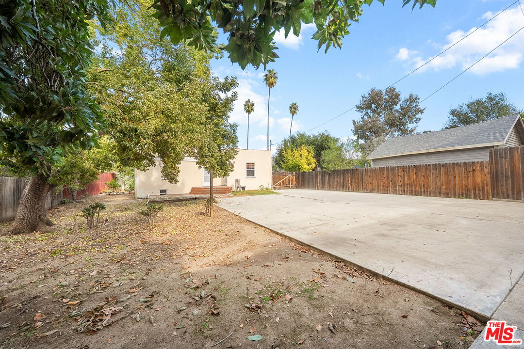 2130 Addison Way