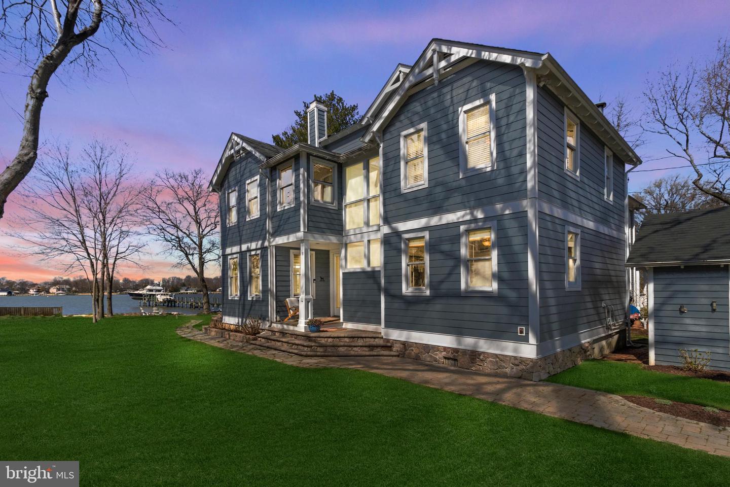 3532 Saratoga Ave