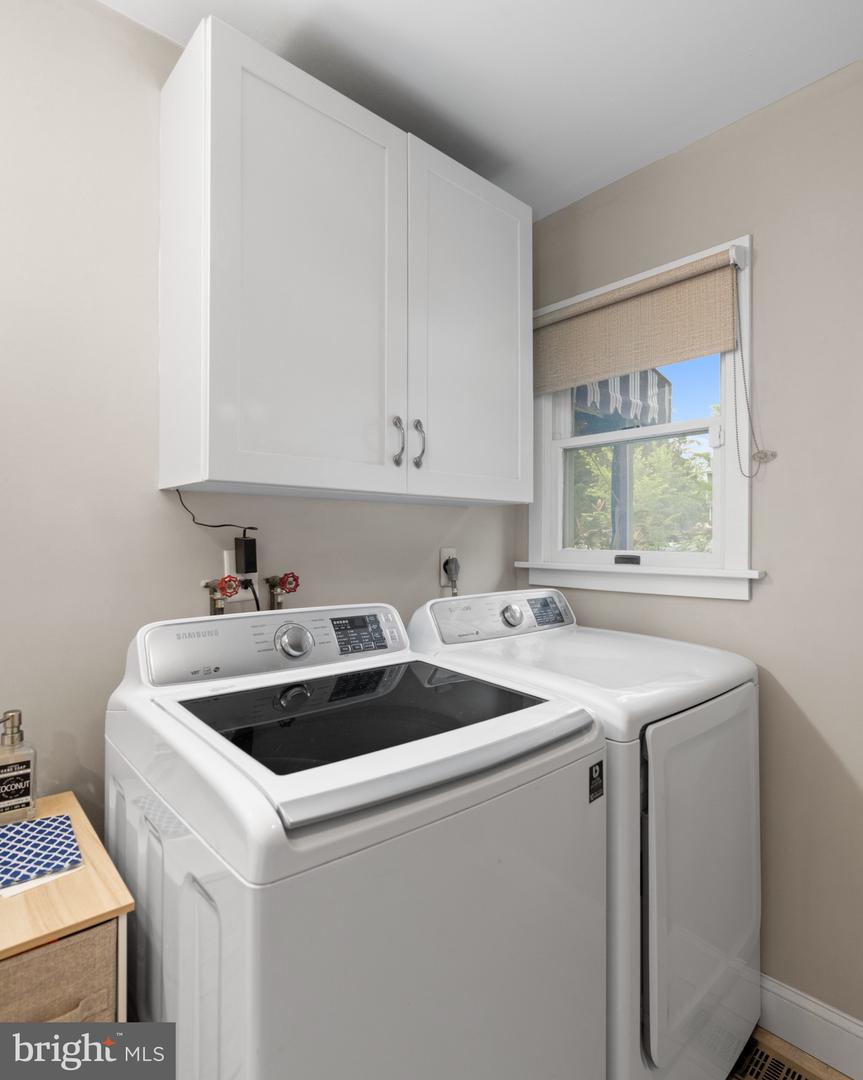 110 Granada Ave