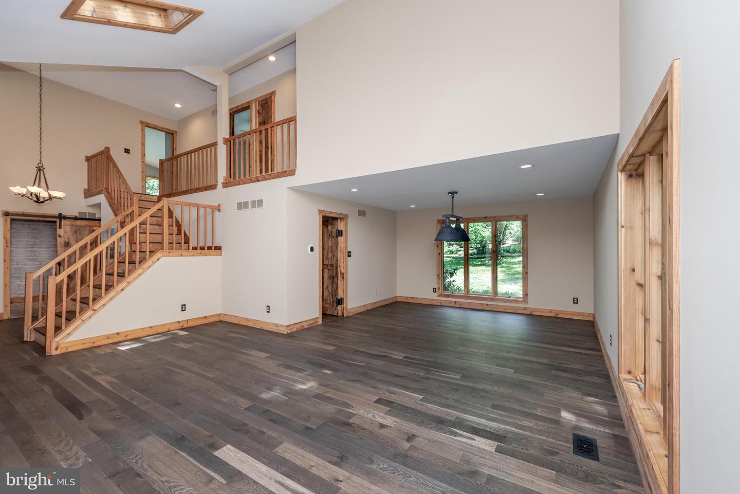 1180 E Mahogany Ln E