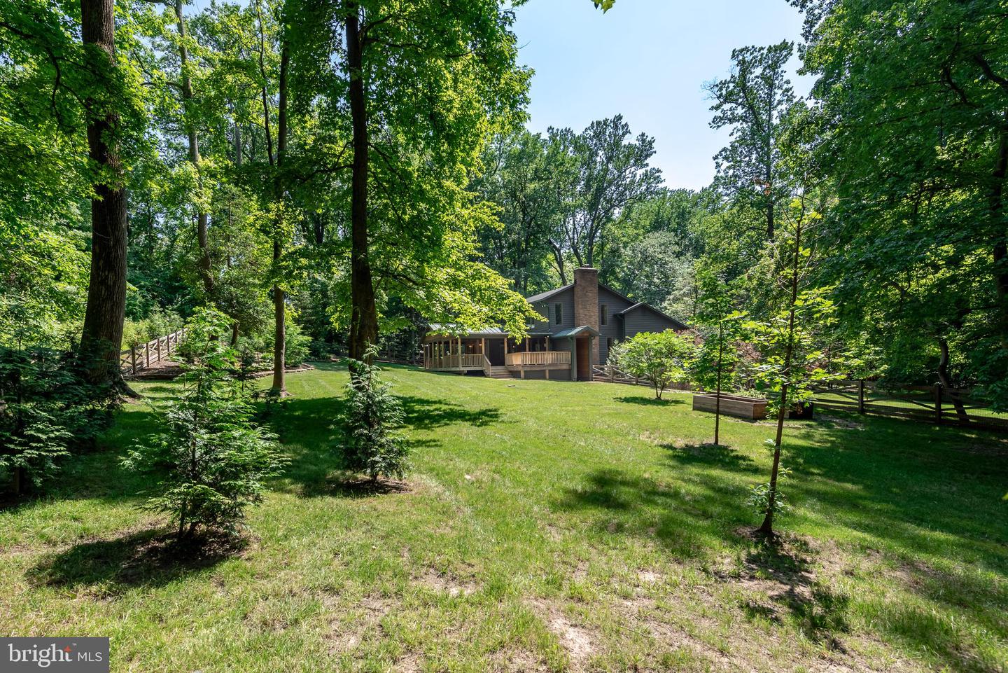 1180 E Mahogany Ln E