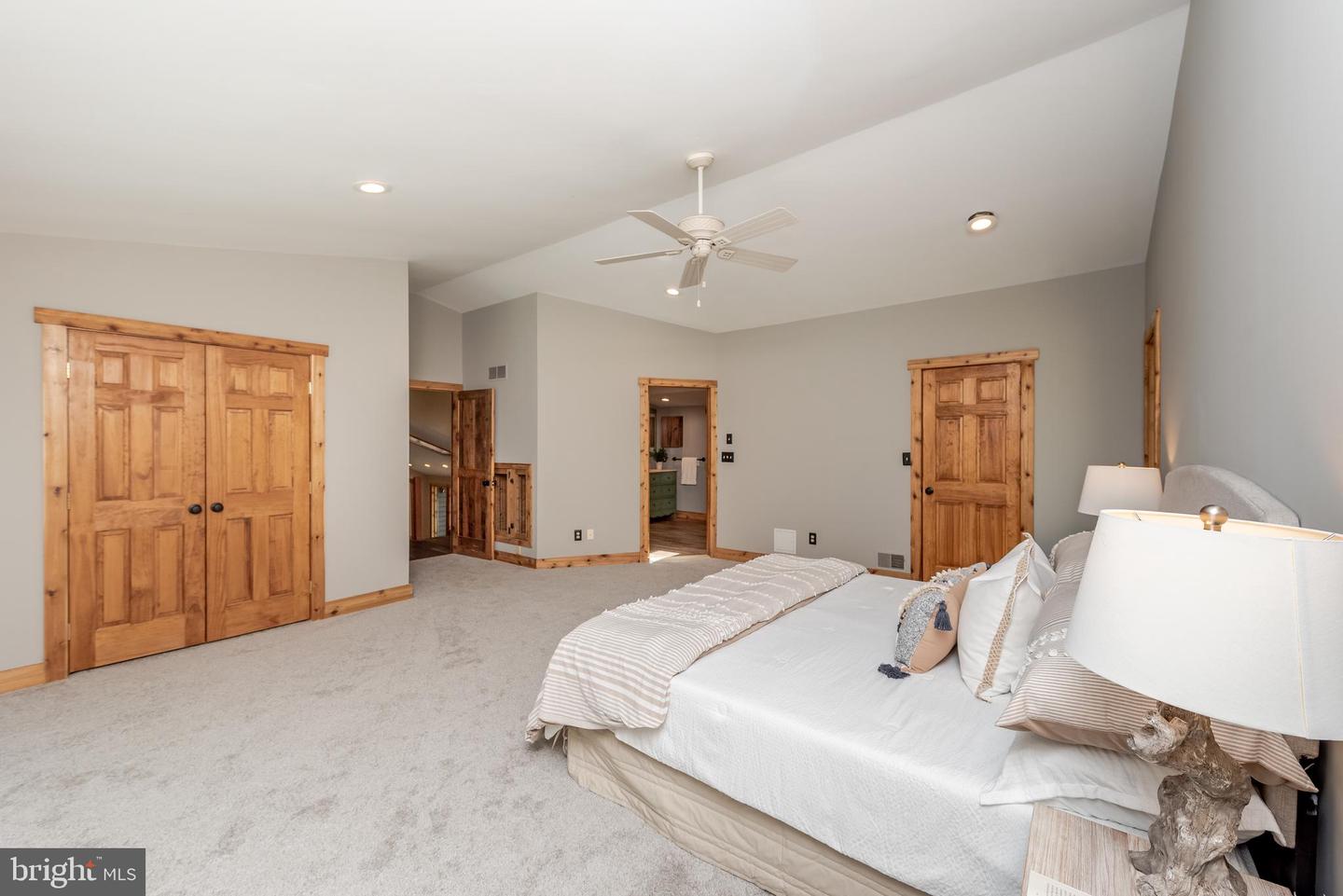 1180 E Mahogany Ln E