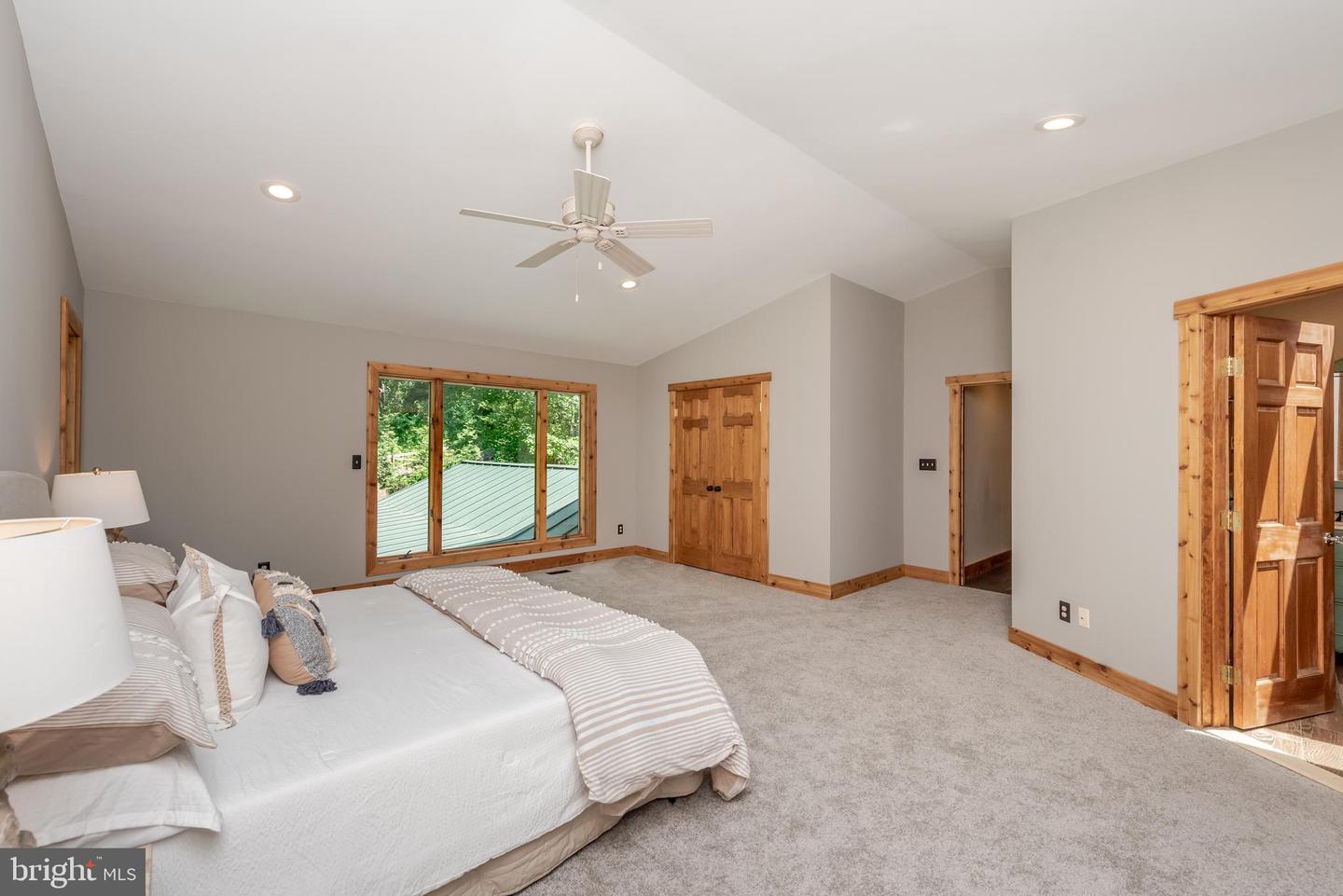 1180 E Mahogany Ln E