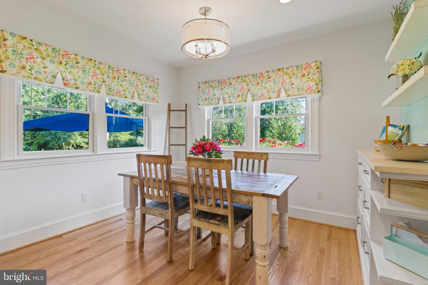 17 N Cherry Grove Ave