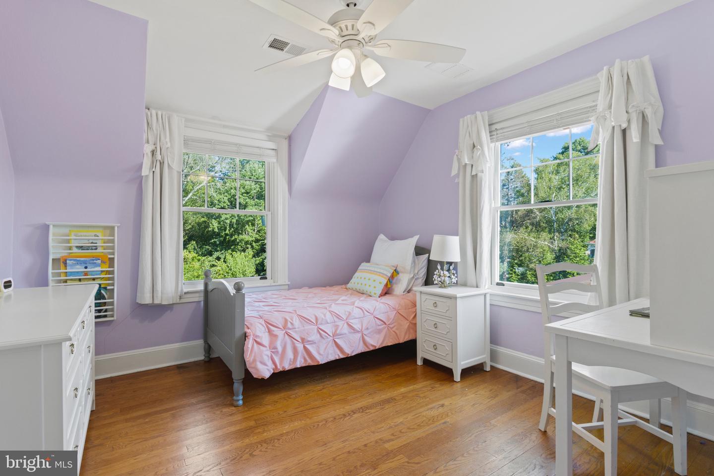 17 N Cherry Grove Ave