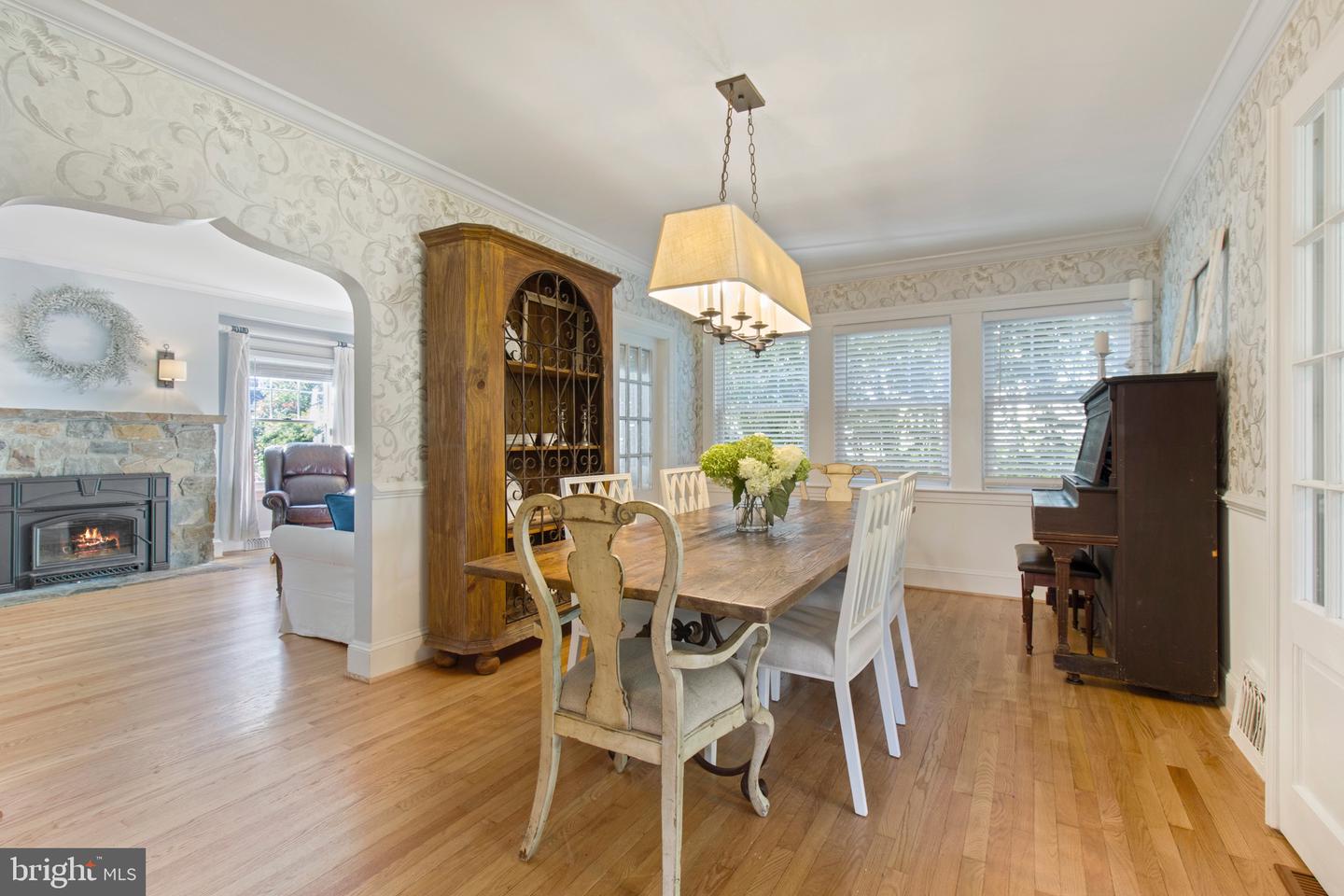 17 N Cherry Grove Ave