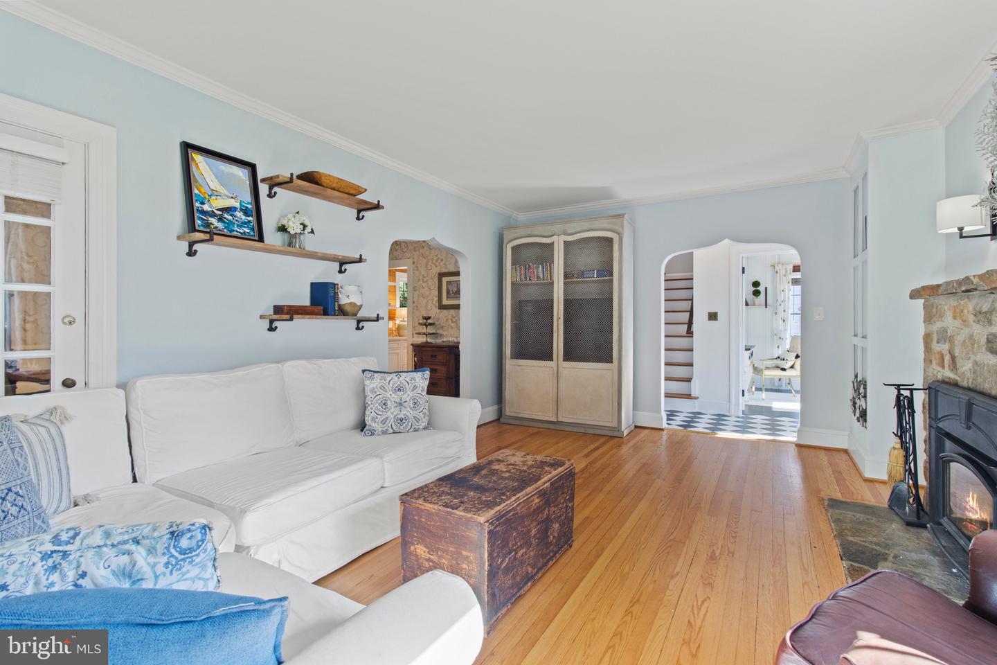 17 N Cherry Grove Ave