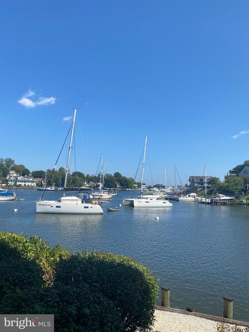 13 President Point Dr #C