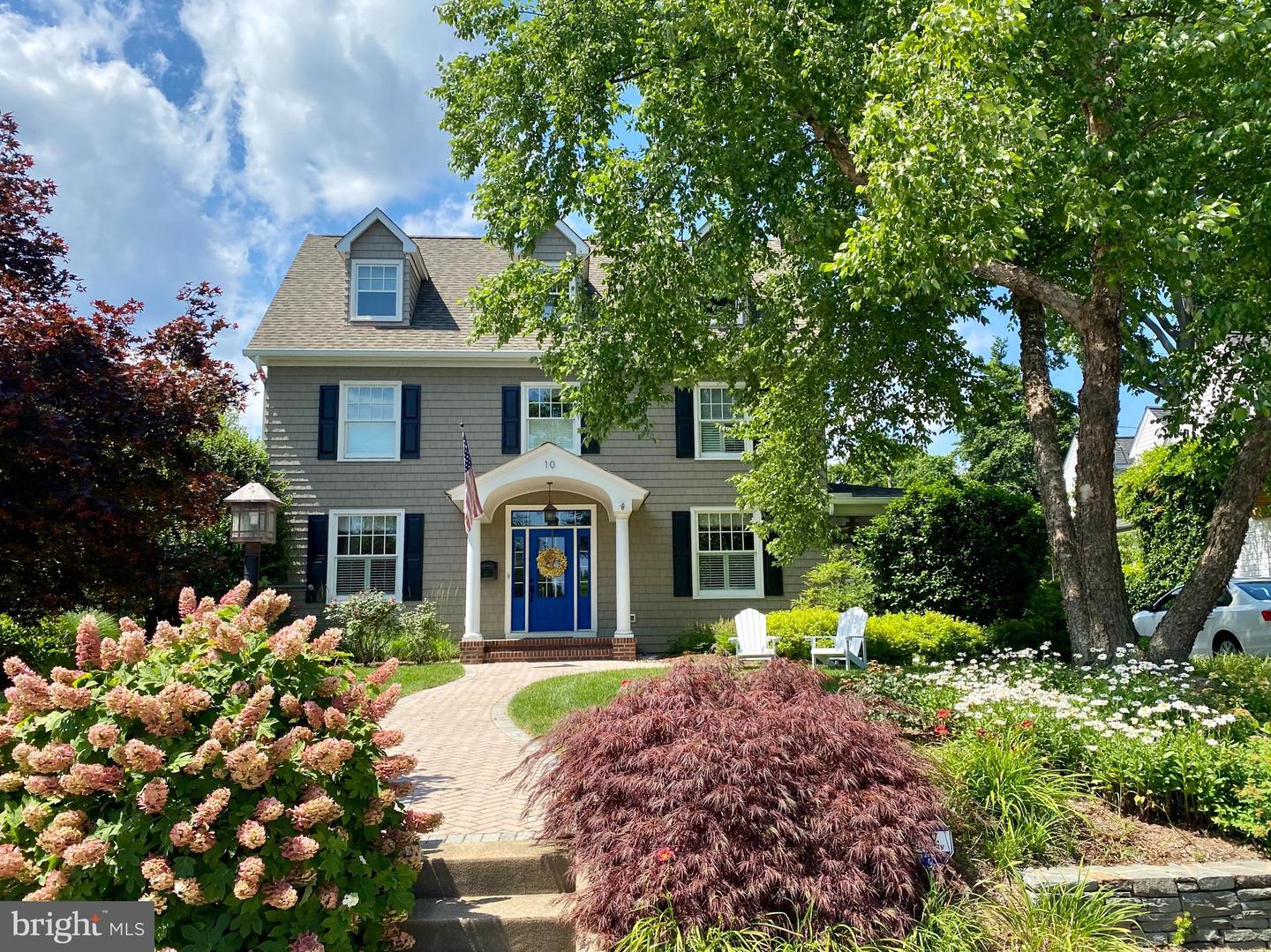 10 Stehle St