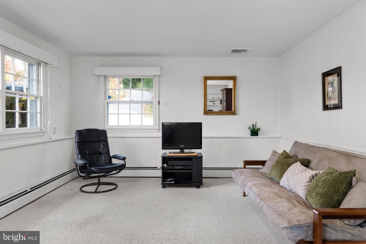 1610 Knoll Rd
