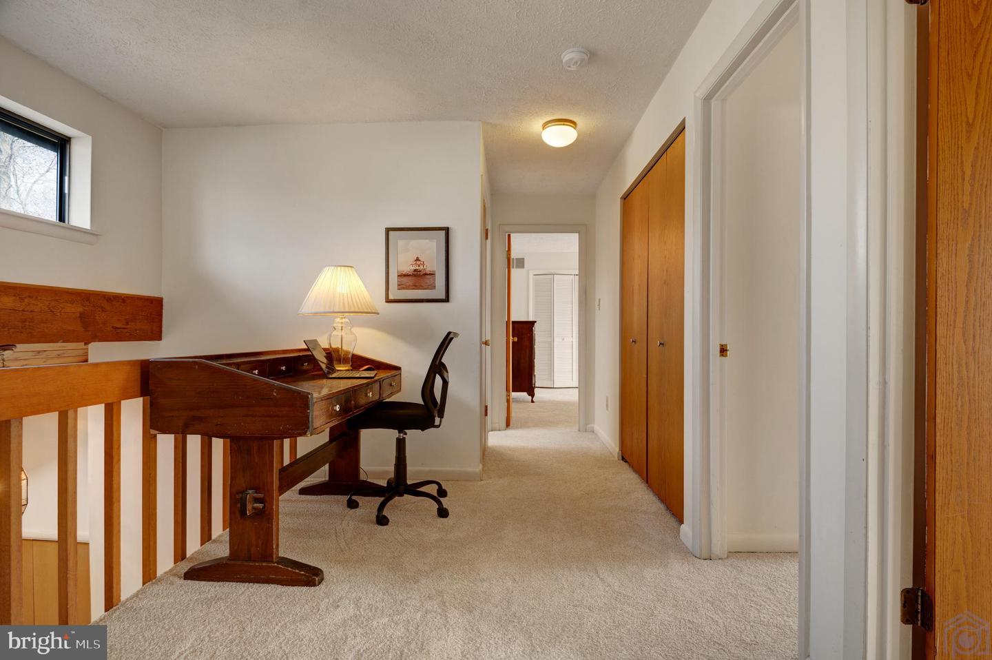 115 Lake View Dr