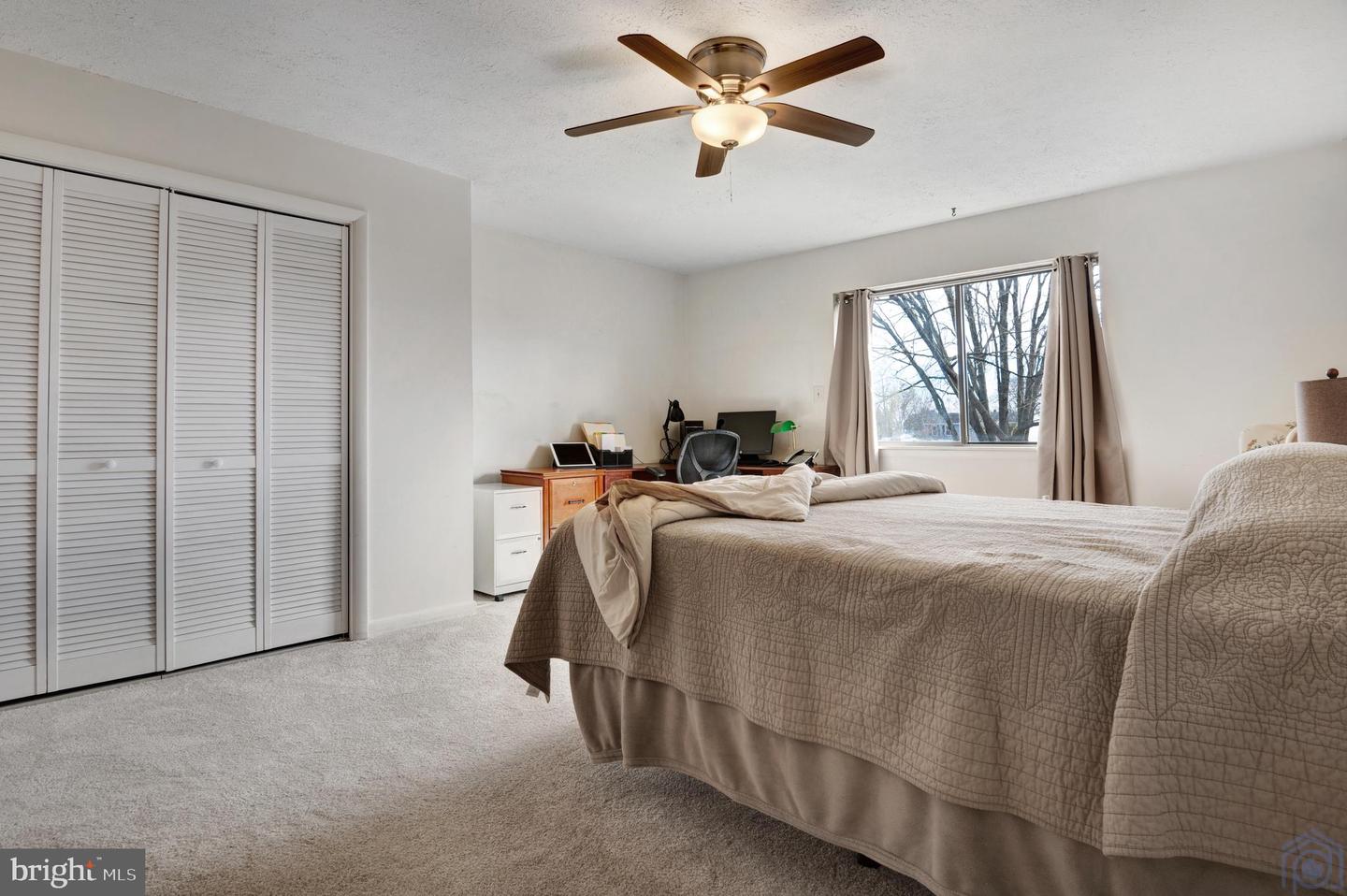 115 Lake View Dr