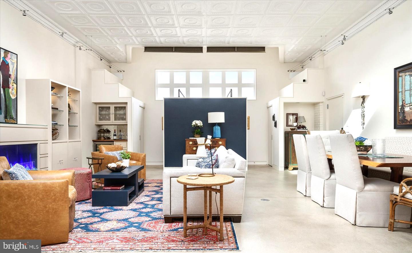 33 East St #1