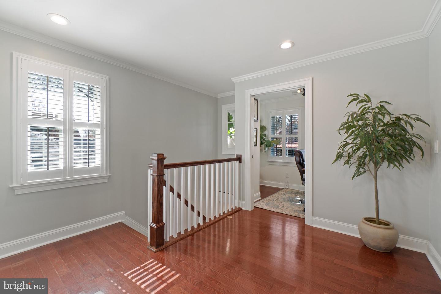 11 McKendree Ave
