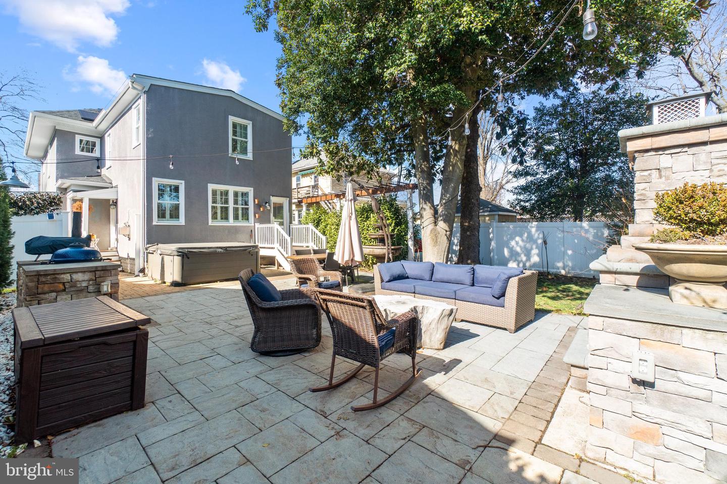 11 McKendree Ave