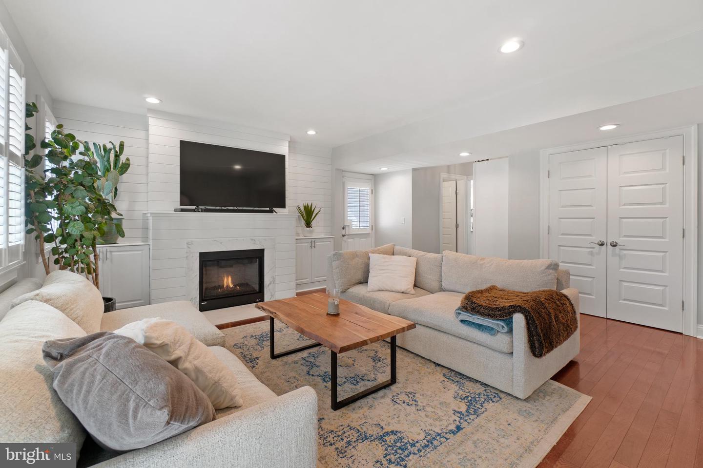 11 McKendree Ave