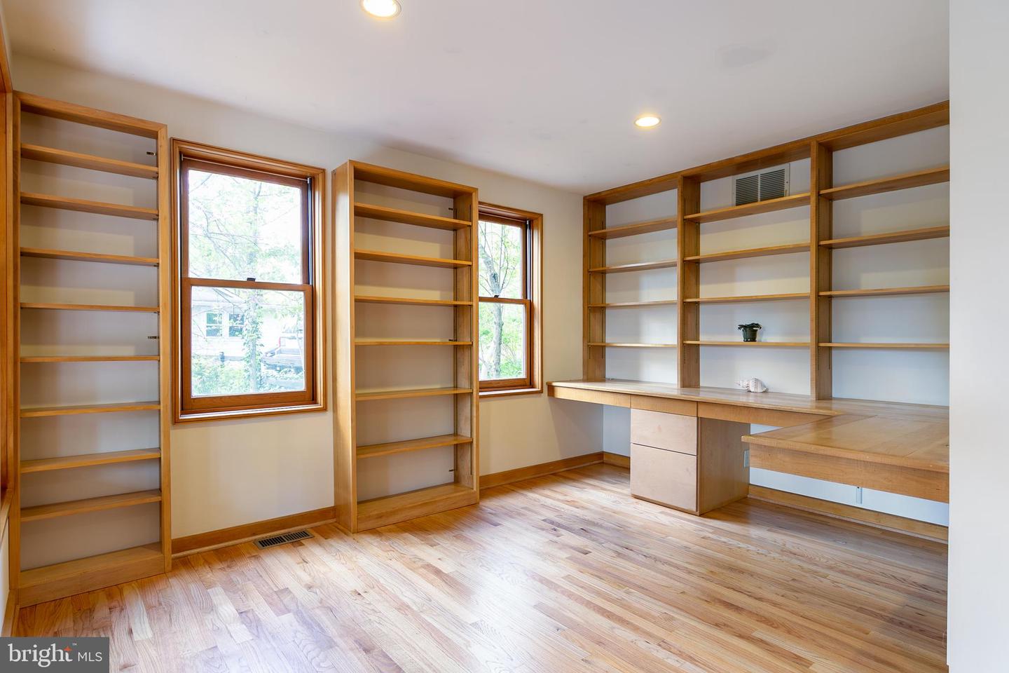1432 Ravine Way