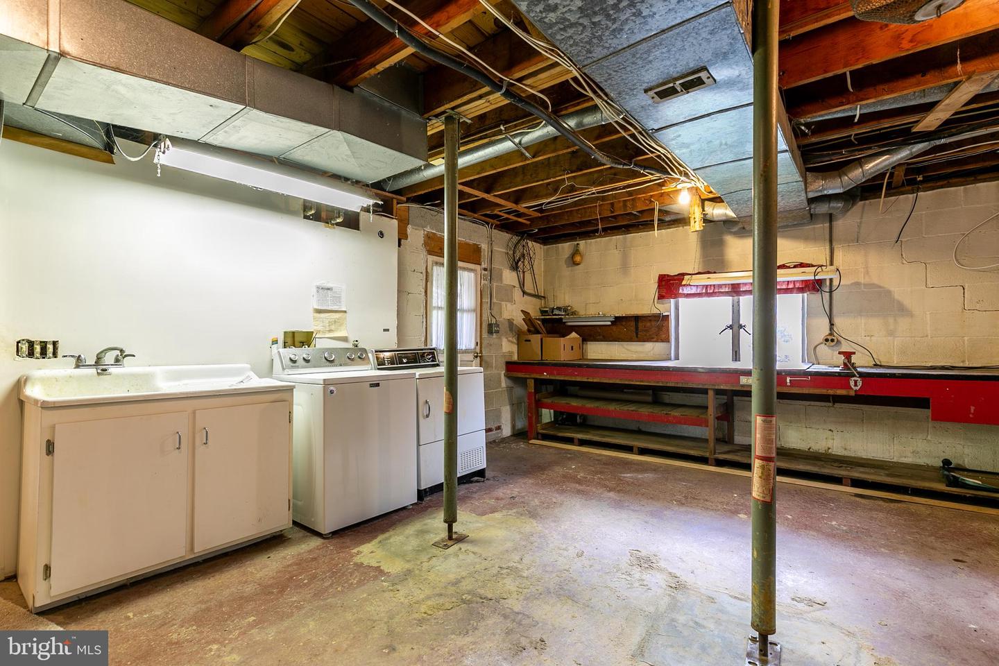1432 Ravine Way