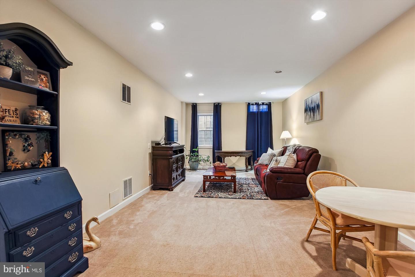 702 Pilot House Dr