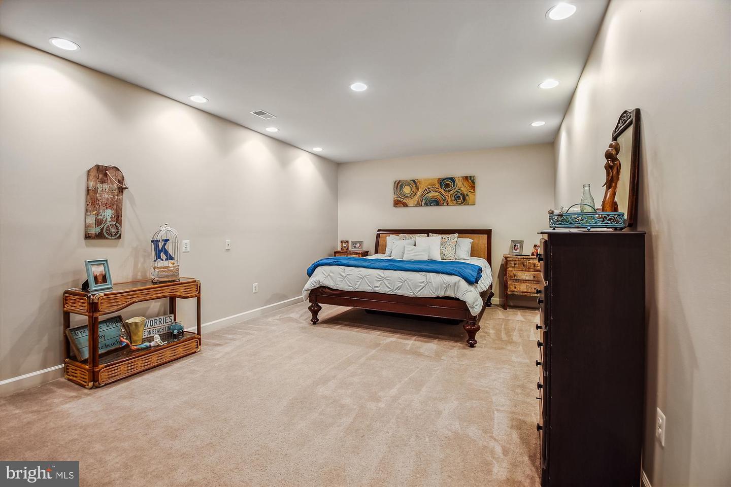 702 Pilot House Dr