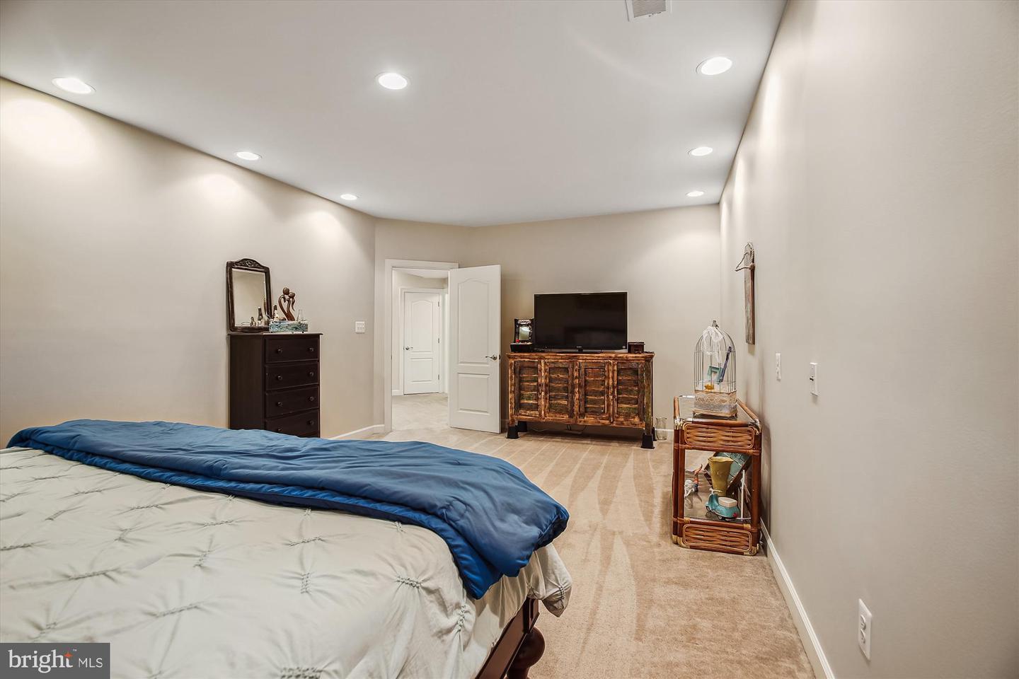 702 Pilot House Dr
