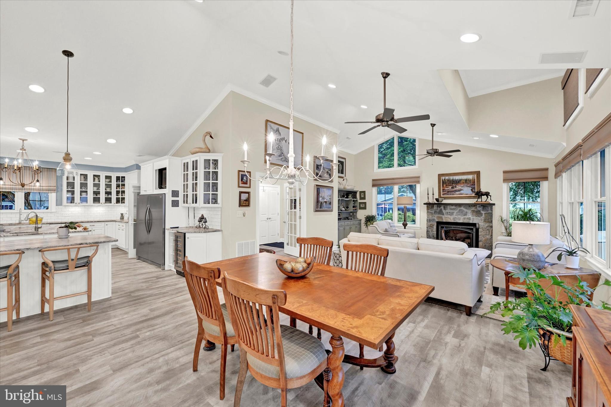 1268 Chesapeake Dr