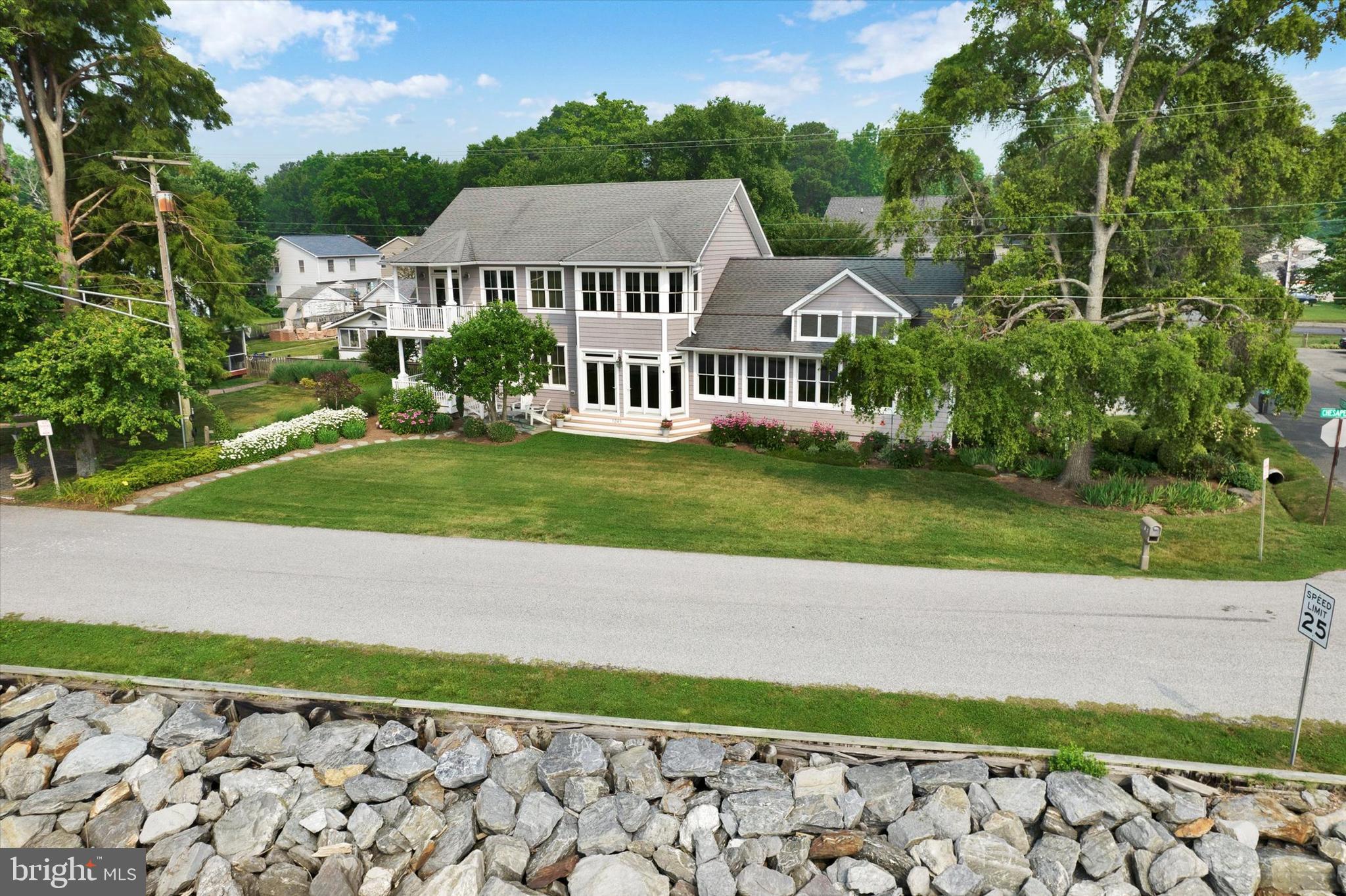 1268 Chesapeake Dr