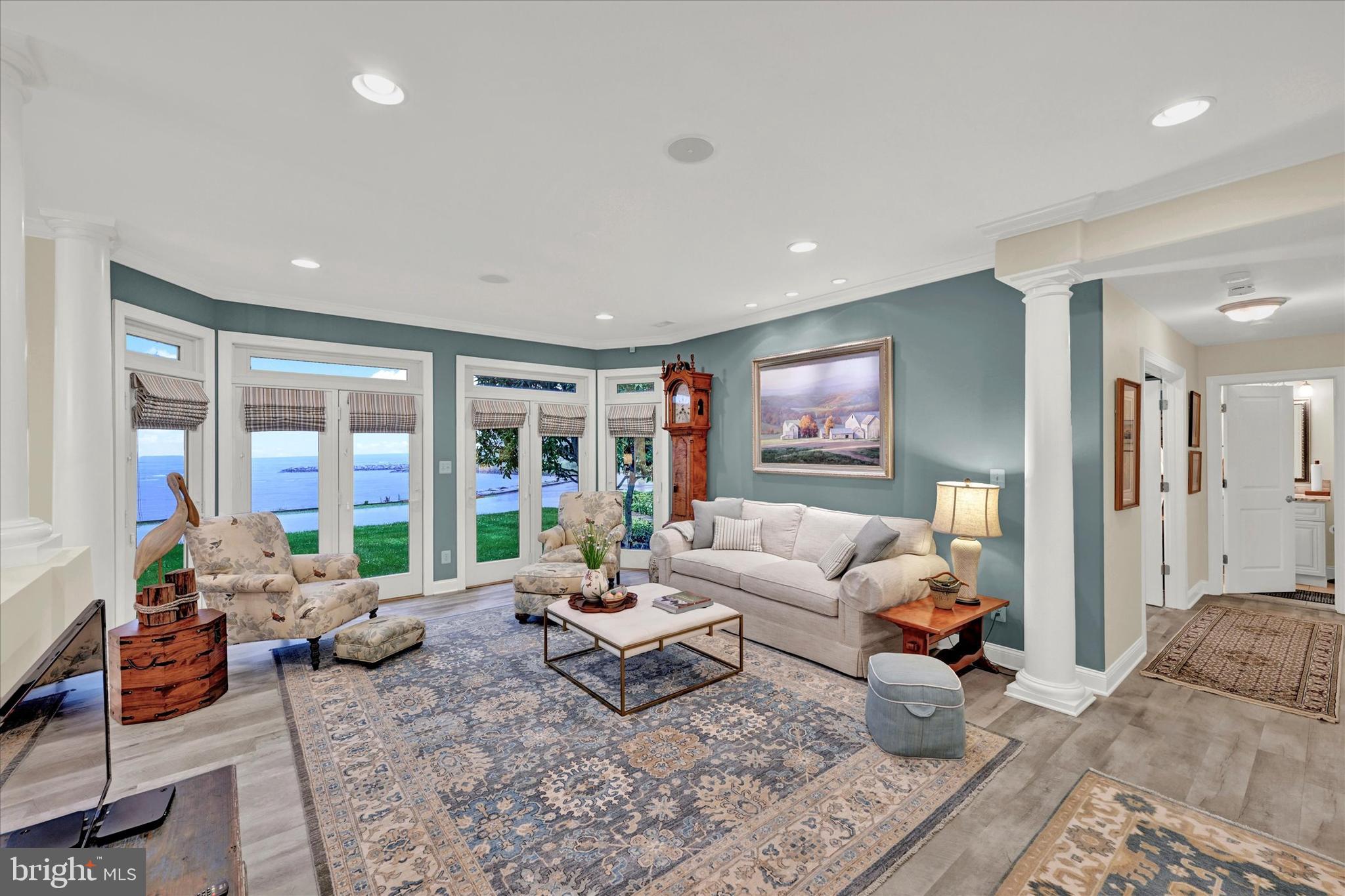 1268 Chesapeake Dr