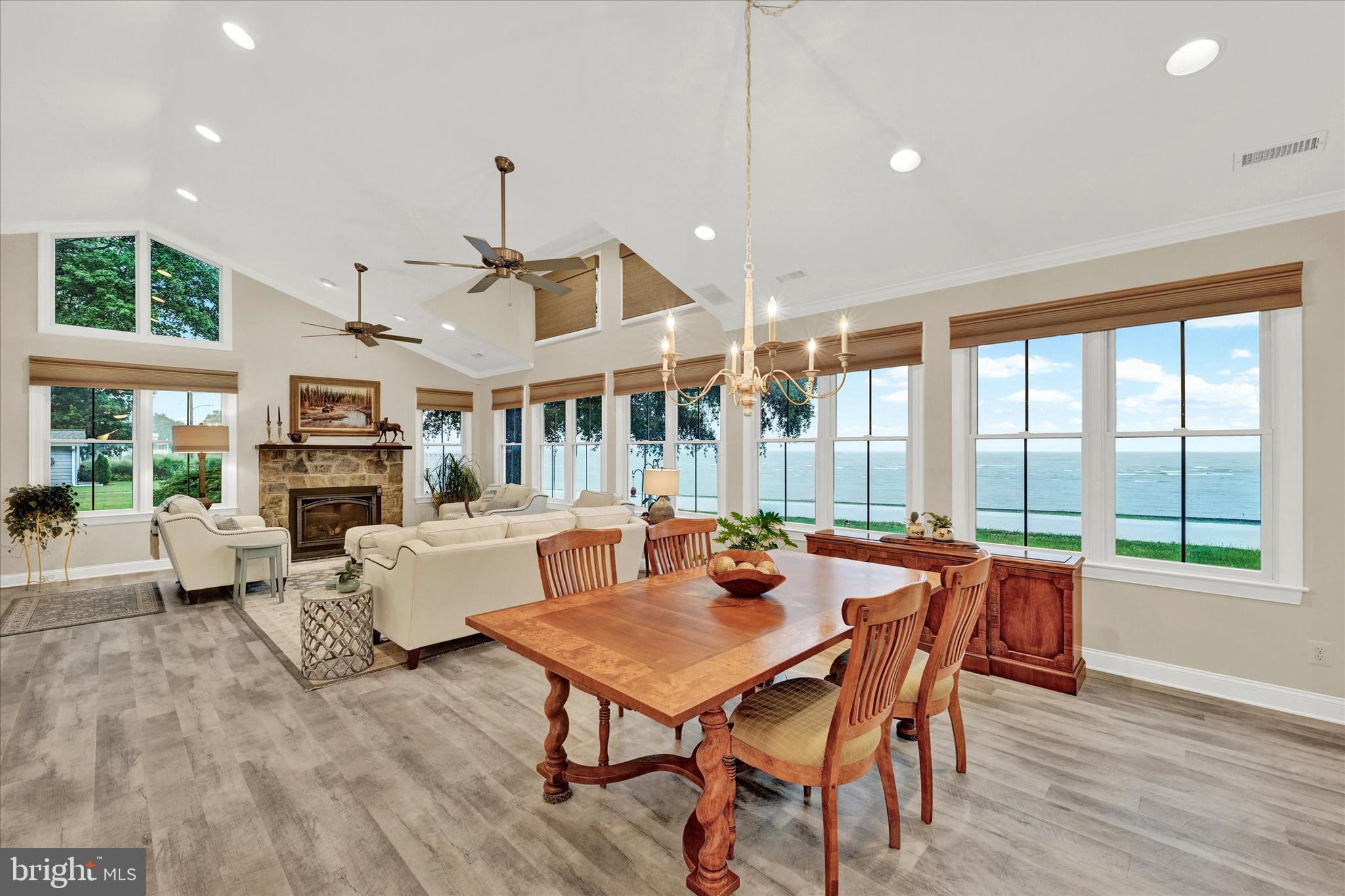 1268 Chesapeake Dr