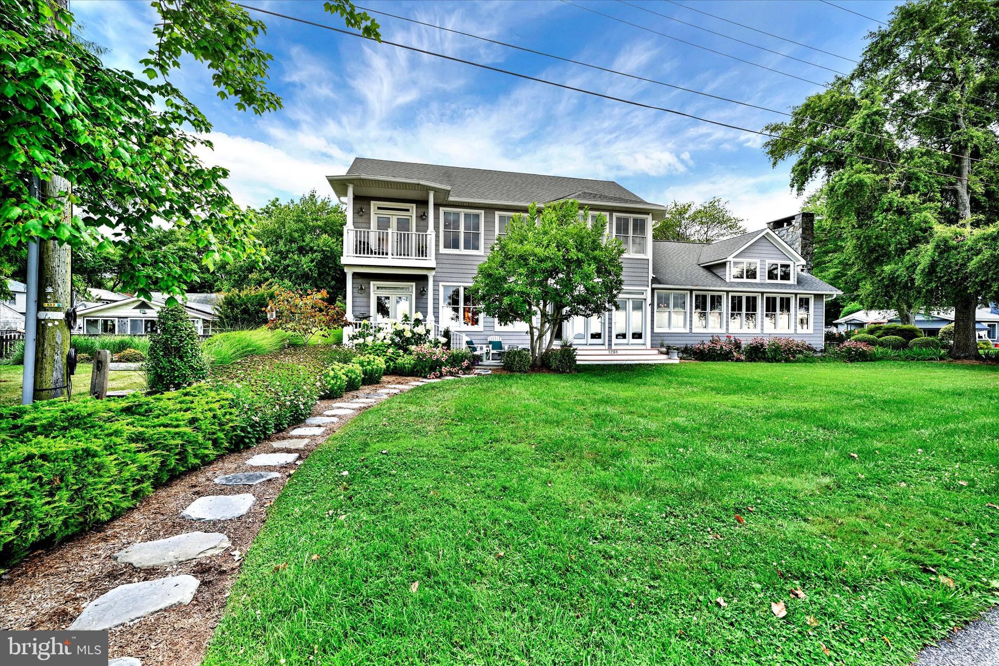 1268 Chesapeake Dr