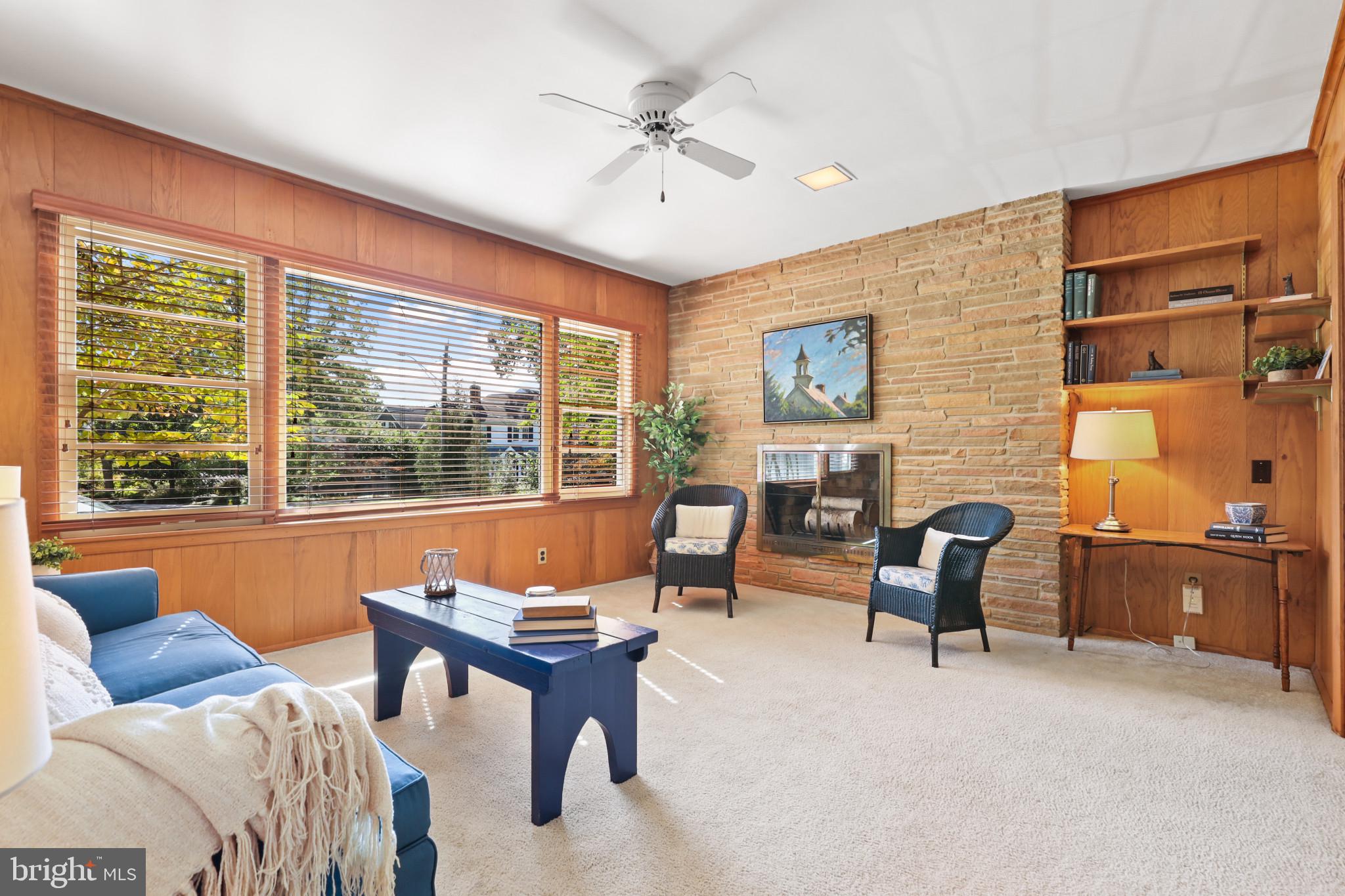 130 Spa View Ave