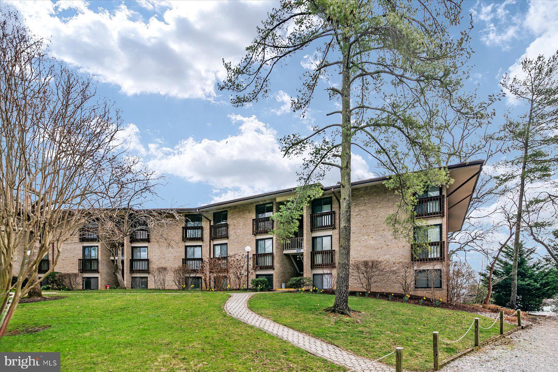 756-E Fairview Ave