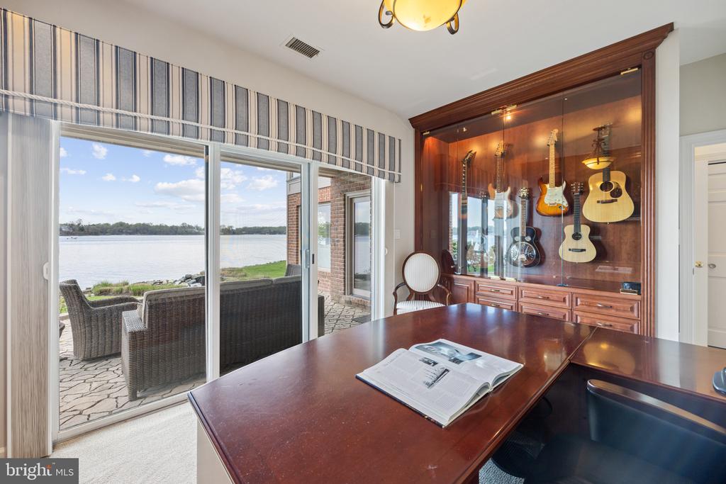 540 S River Landing Rd