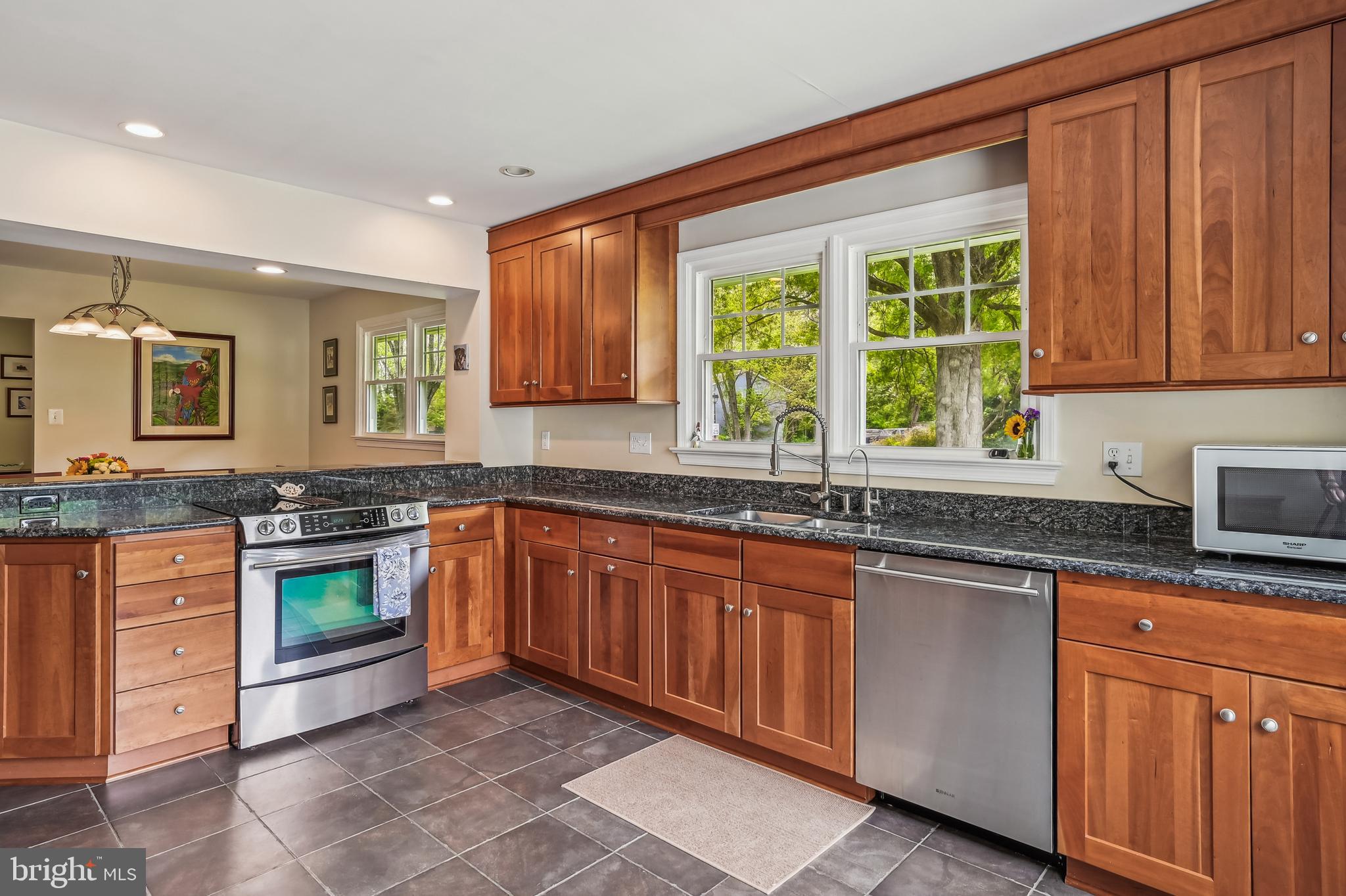 84 Tarragon Ln