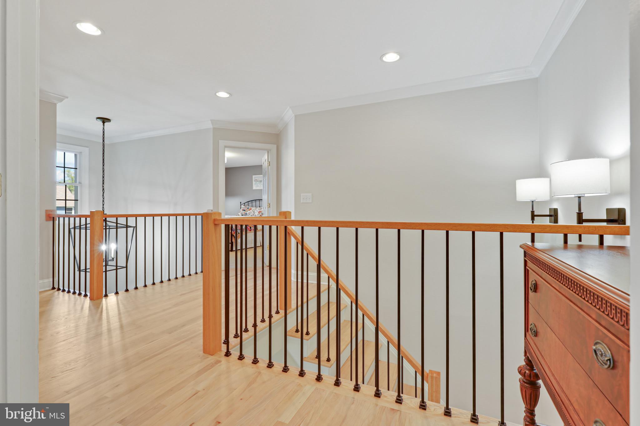 206 Giddings Ave