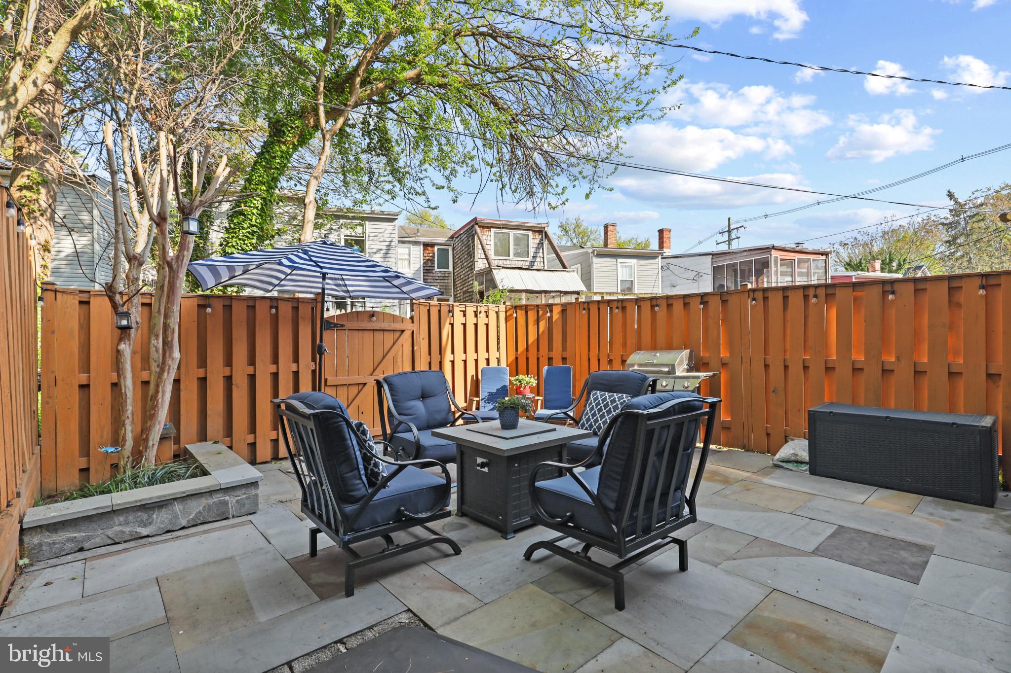 45 City Gate Ln